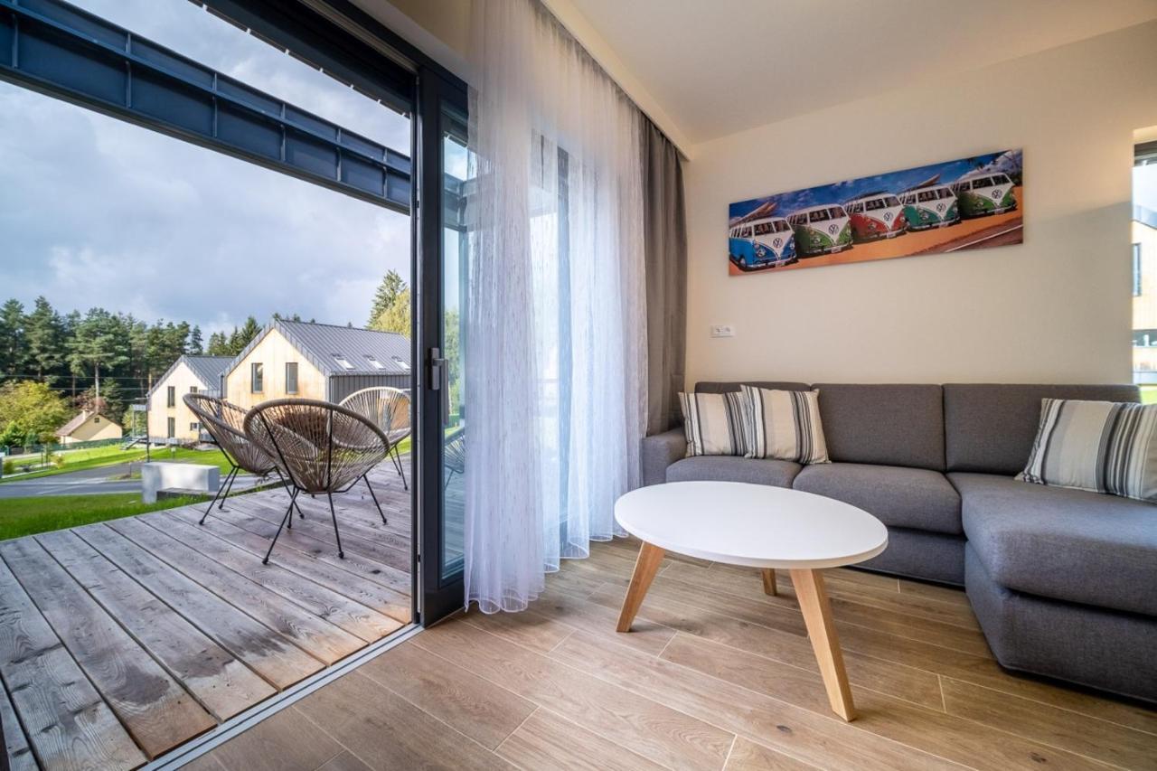 Holiday House U Hajenky 13P Lipno Home リプノ・ナト・ヴルタヴォウ エクステリア 写真